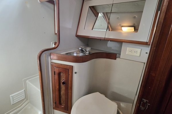 Damn Skippy 42ft Endeavour Yacht For Sale