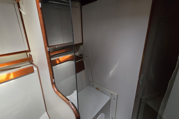 Damn Skippy 42ft Endeavour Yacht For Sale