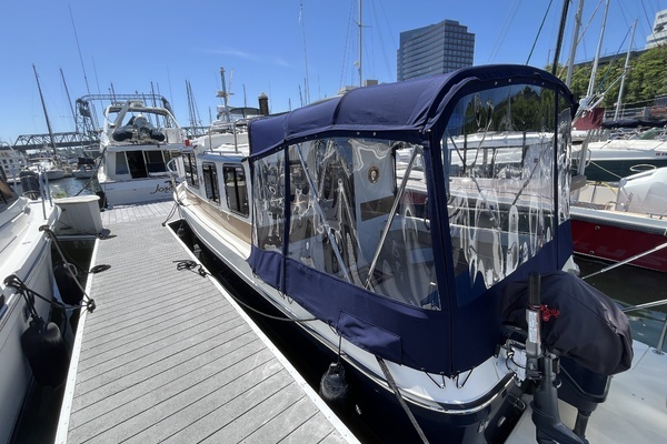 2017 Ranger Tugs 27
