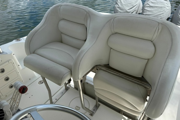 33ft Hydra Sports Yacht For Sale