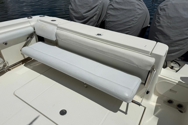 33ft Hydra Sports Yacht For Sale