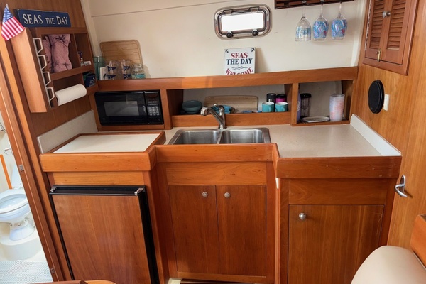 34ft Mainship Yacht For Sale