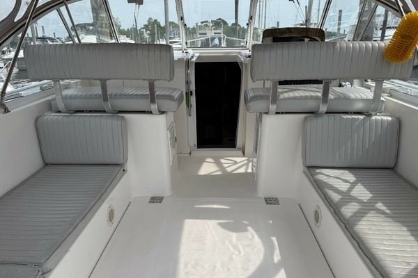 34ft Mainship Yacht For Sale