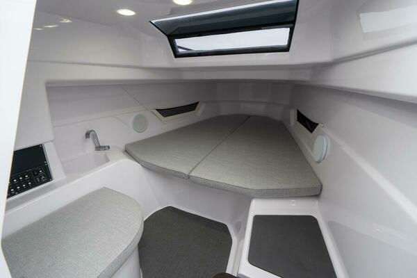 160k  190k Axopar 25 Stock X 25ft Axopar Yacht For Sale