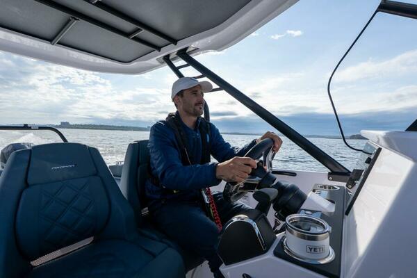 160k  190k Axopar 25 Stock X 25ft Axopar Yacht For Sale