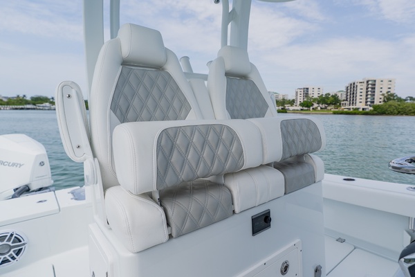 28ft Freeman Yacht For Sale