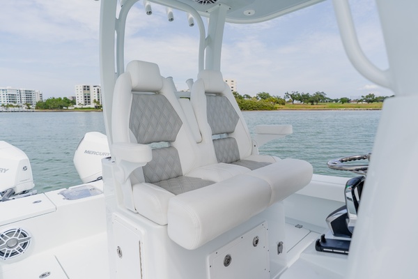 28ft Freeman Yacht For Sale