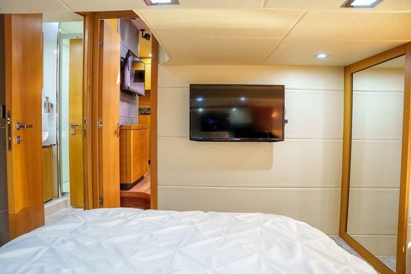 AQUAHOLIC 48ft Sunseeker Yacht For Sale