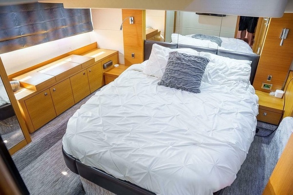 AQUAHOLIC 48ft Sunseeker Yacht For Sale