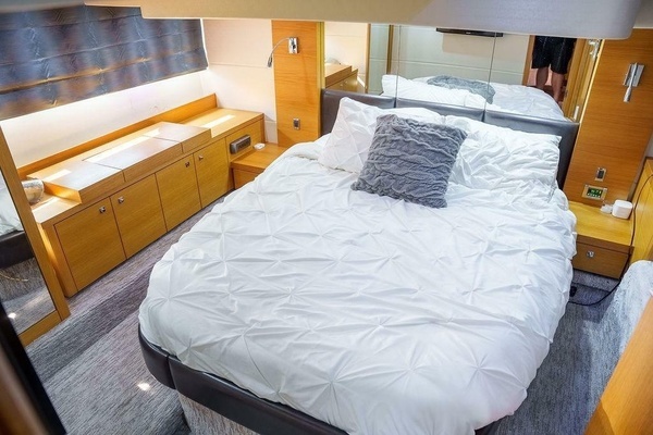 2013 Sunseeker 48