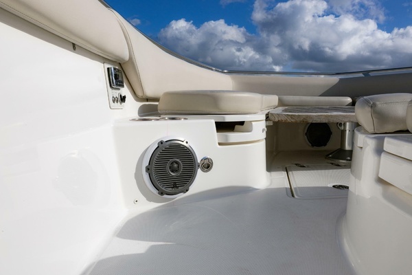 2017 Boston Whaler 42