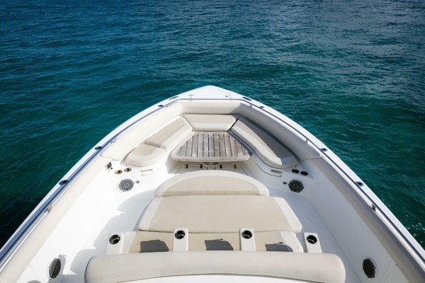 2017 Boston Whaler 42