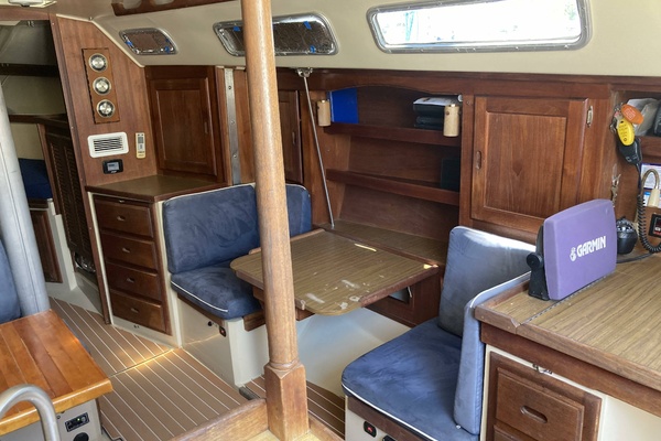 36ft Catalina Yacht For Sale