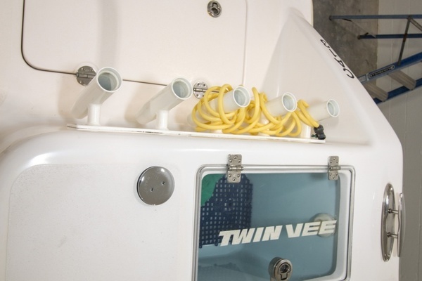 2023 Twin Vee 34