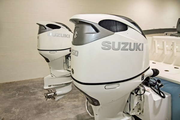 2023 Twin Vee 34