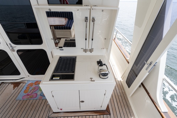 Photo of the 2022 Marlow Explorer 62E "ANOTHER BUBBLE"