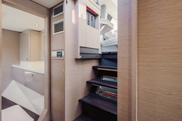 Aila 47ft Fountaine Pajot Yacht For Sale