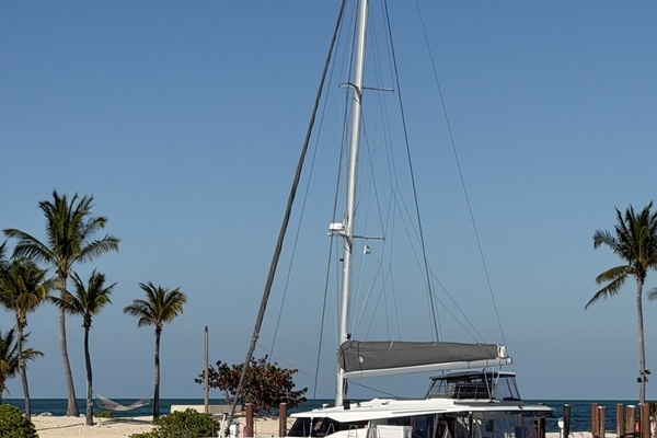 Fountaine Pajot Saona 47 Yacht For Sale