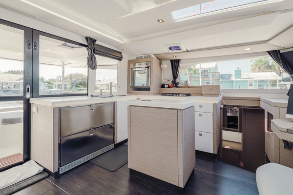 Aila 47ft Fountaine Pajot Yacht For Sale