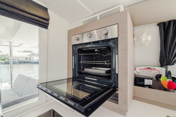 Aila 47ft Fountaine Pajot Yacht For Sale