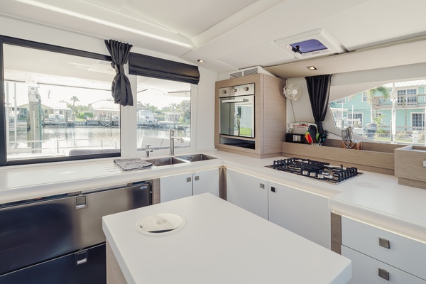 Aila 47ft Fountaine Pajot Yacht For Sale