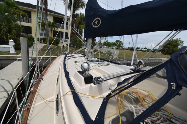 WHIMSY 32ft Island Packet Yacht For Sale