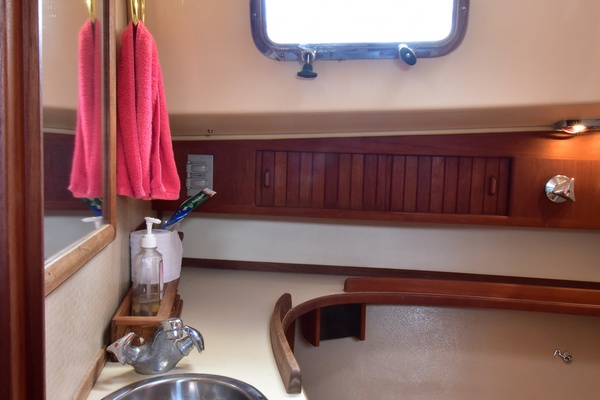 WHIMSY 32ft Island Packet Yacht For Sale