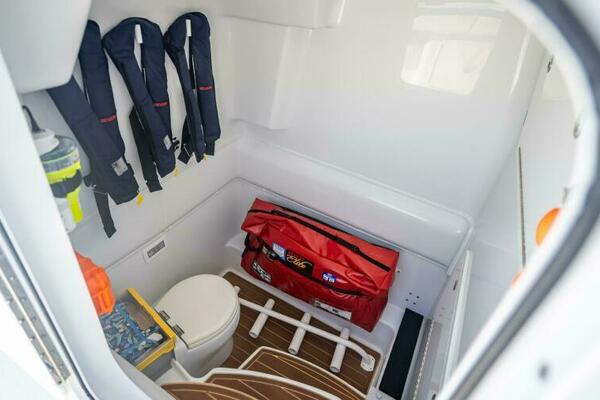 39ft Yellowfin Yacht For Sale