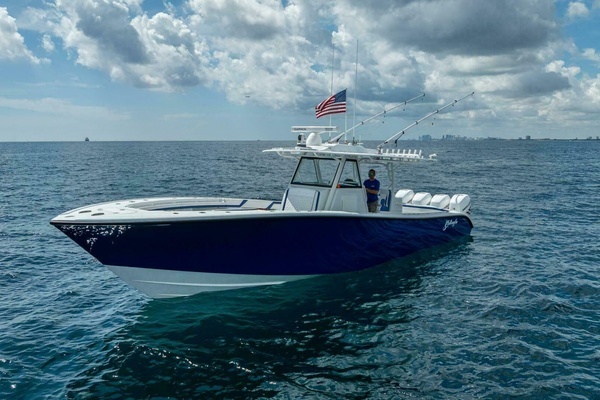 2023 Yellowfin 39