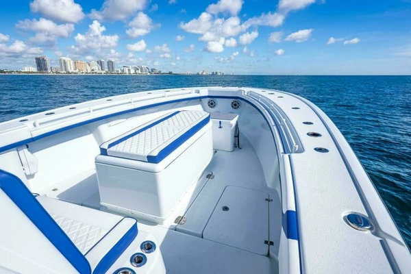 2023 Yellowfin 39