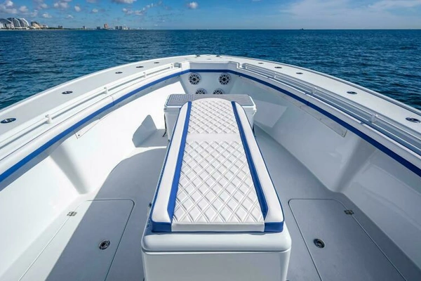 2023 Yellowfin 39