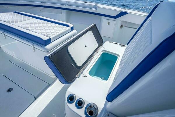 39ft Yellowfin Yacht For Sale