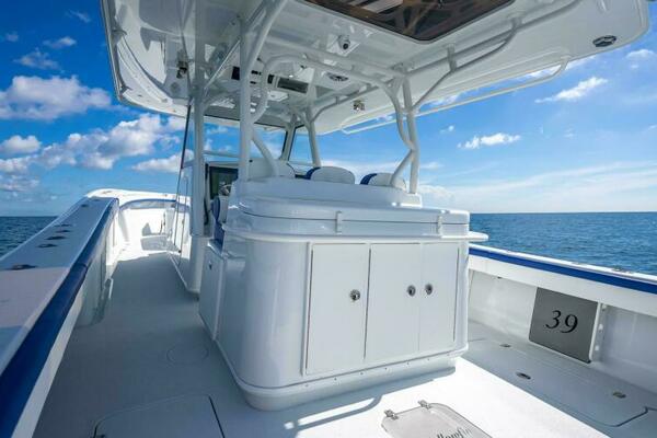 39ft Yellowfin Yacht For Sale