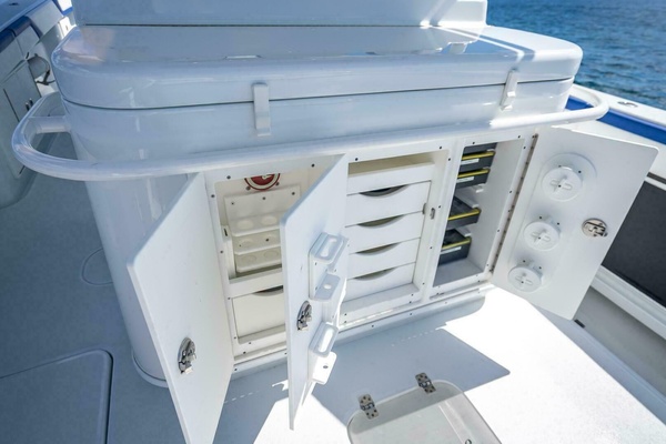 39ft Yellowfin Yacht For Sale