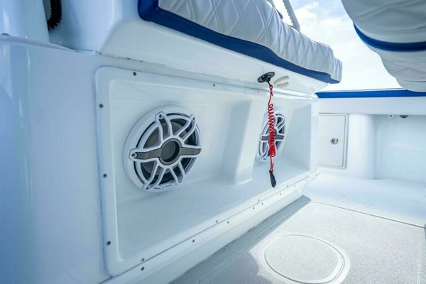 2023 Yellowfin 39