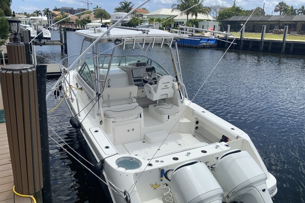 2007 Robalo R305WA 30ft Robalo Yacht For Sale