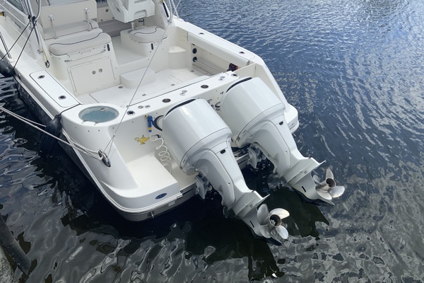 2007 Robalo R305WA 30ft Robalo Yacht For Sale