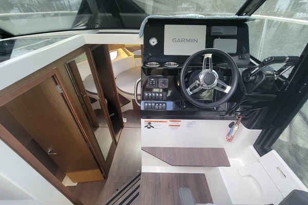 34ft Jeanneau Yacht For Sale