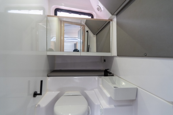 45ft Axopar Yacht For Sale