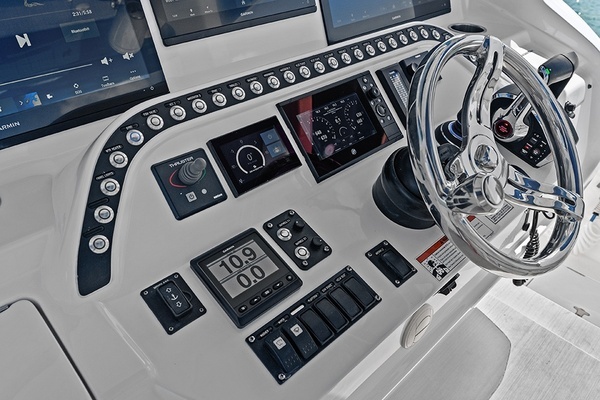 2022 Intrepid 42