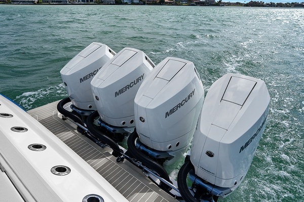 2022 Intrepid 42