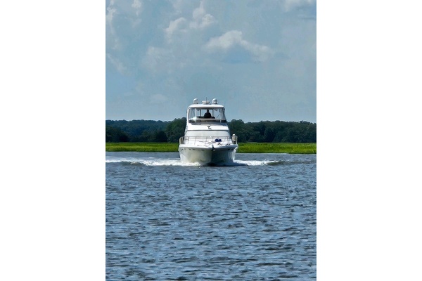 Miss Ellie 48ft Sea Ray Yacht For Sale