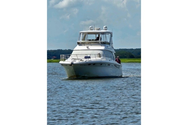 Photo of the 1999 Sea Ray 480 Sedan Bridge "Miss Ellie"