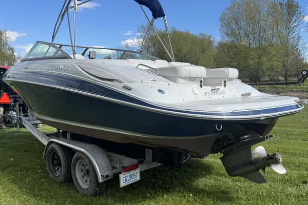 23ft Four Winns Yacht For Sale