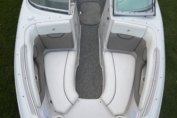 23ft Four Winns Yacht For Sale