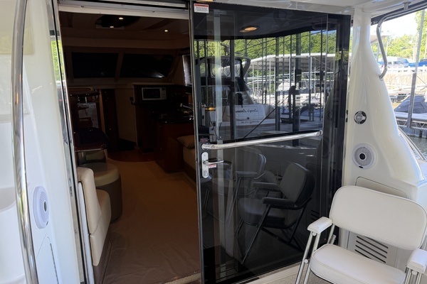 2009 Sea Ray 52