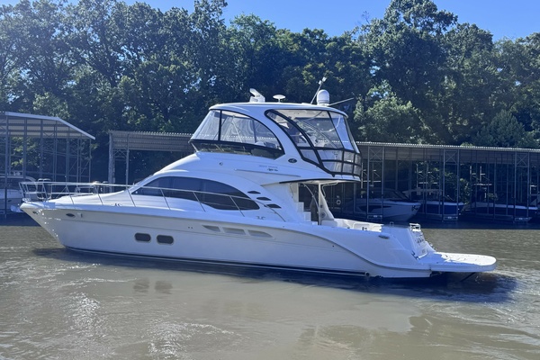 Photo of the 2009 Sea Ray 52 SEDAN BRIDGE