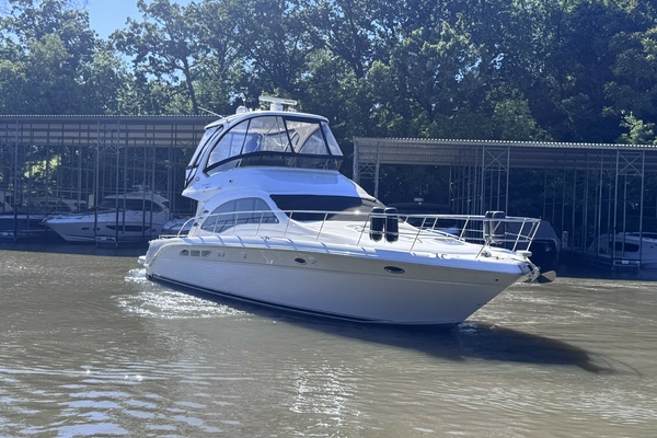 Photo of the 2009 Sea Ray 52 SEDAN BRIDGE