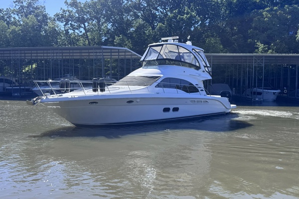 Photo of the 2009 Sea Ray 52 SEDAN BRIDGE