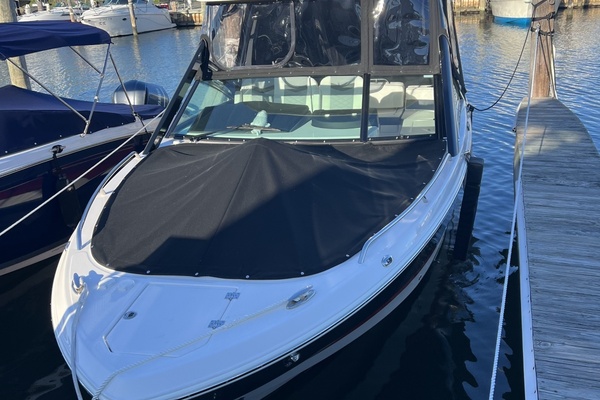 28ft Chaparral Yacht For Sale